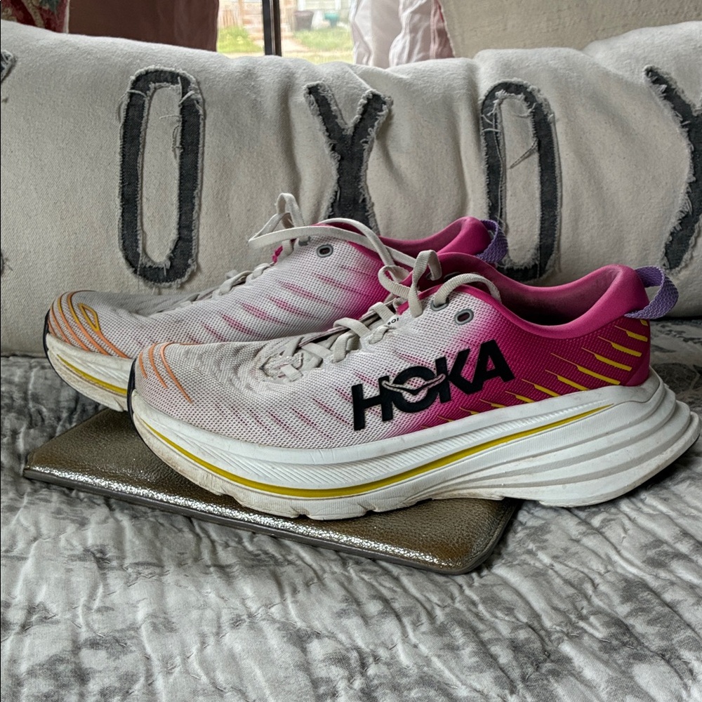 Hoka tennis shoes
